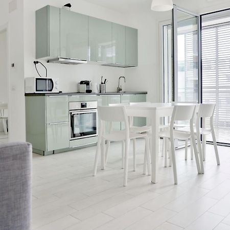 Luxury 3 Bedroom Apartment 100 Mq Next To Rho Fiera And San Siro Milan Bagian luar foto